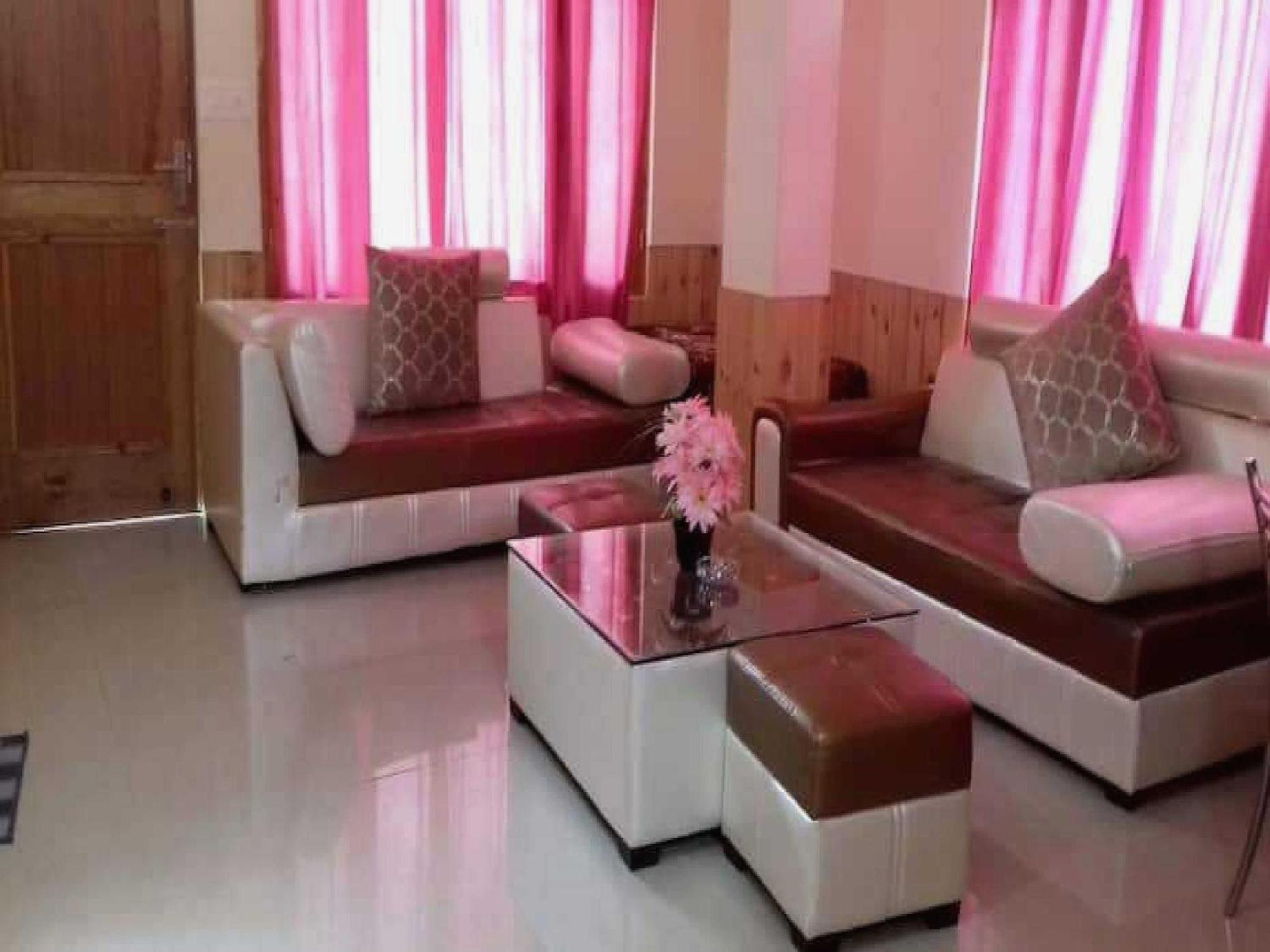 Hotel O Antriksh Cottage Манали Экстерьер фото